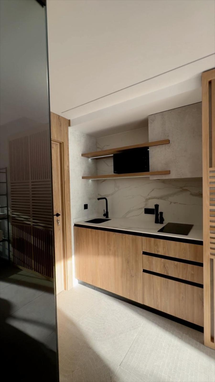 Golden View Apartment *